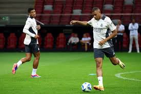 打进欧冠决 打进欧冠决