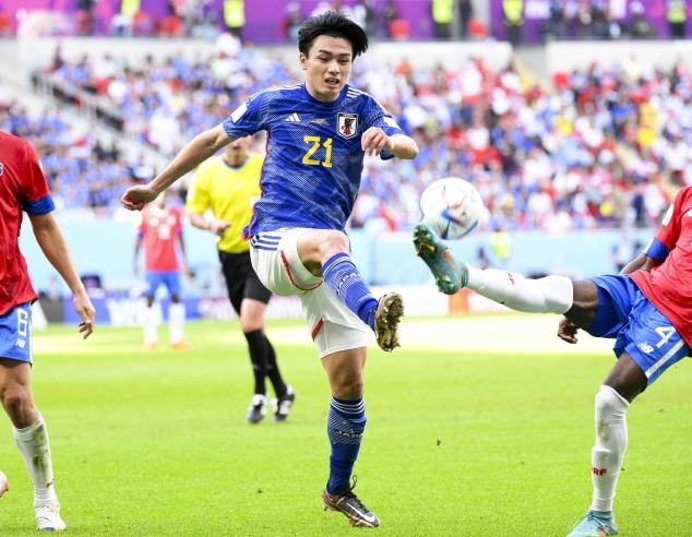 给对手防线 给对手防线