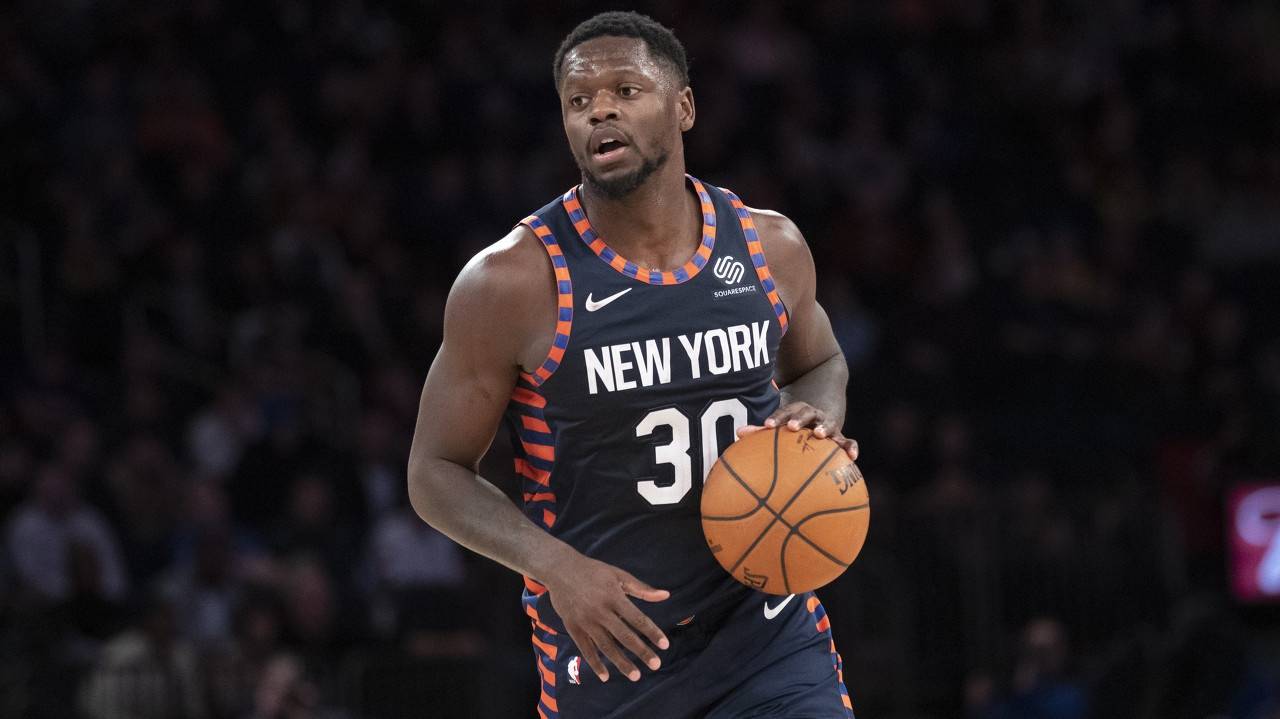 牢牢掌控在 牢牢掌控在