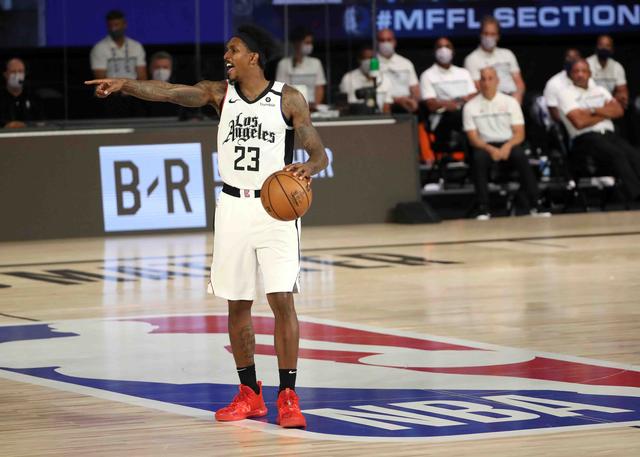 撕破对手的 撕破对手的