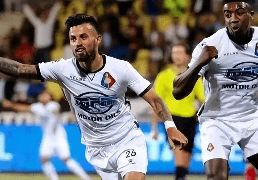 梅西夺取美 梅西夺取美